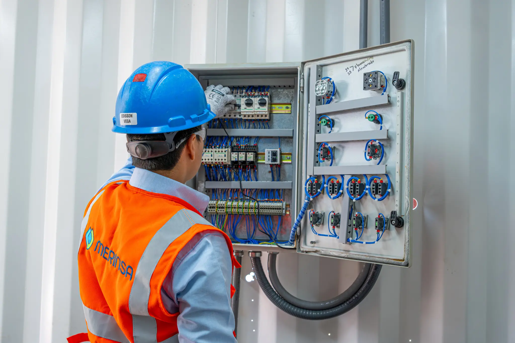 Servicio Instalación y mantenimiento integral de sistemas de tratamiento de agua (6)